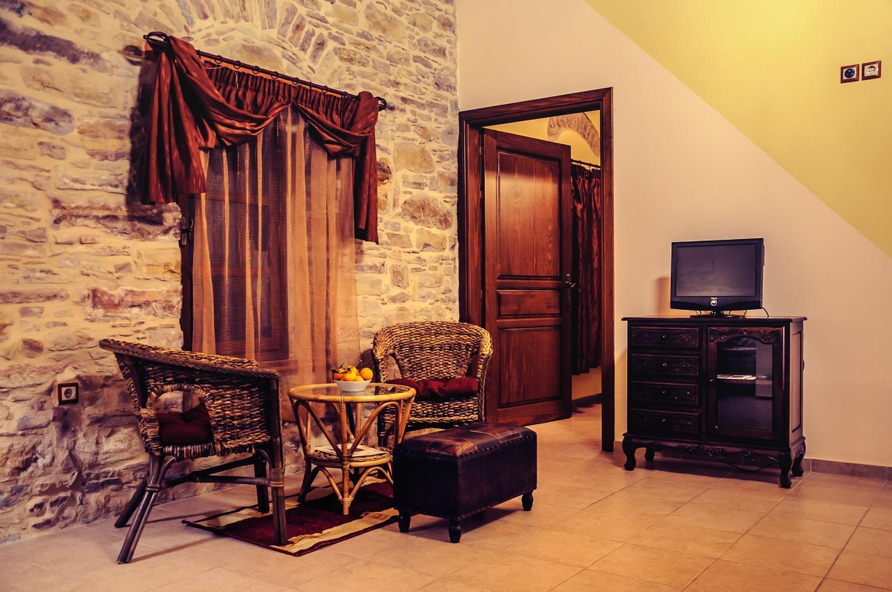 Mouzaliko Guesthouse Mansion Kampochora  Eksteriør billede